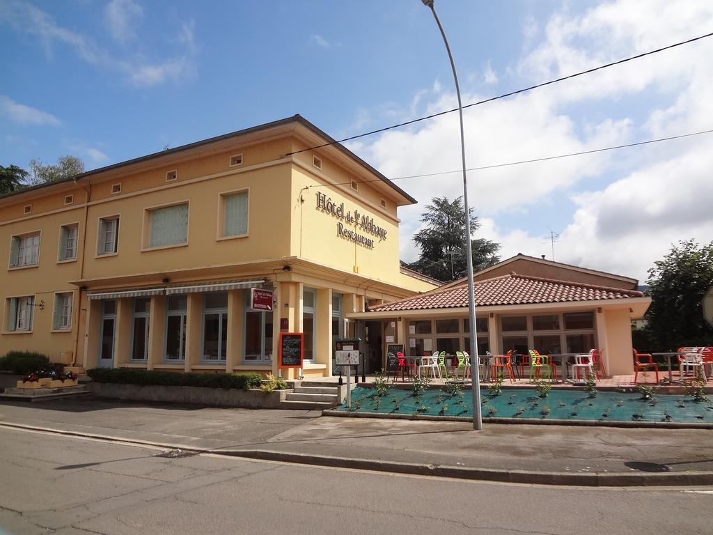 Hotel De L'Abbaye A Клюні Екстер'єр фото
